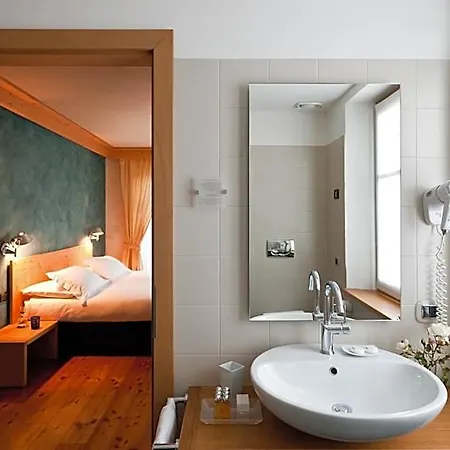 Meublè Sertorelli Reit 3*
