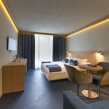 Hotel Meublè Sertorelli Reit 3*